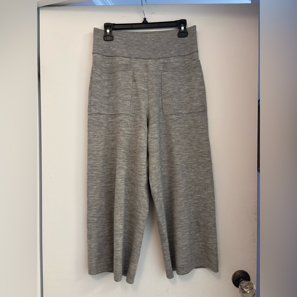 Wilfred Aritzia wide-leg grey cropped sweater lounge pants warm cozy L